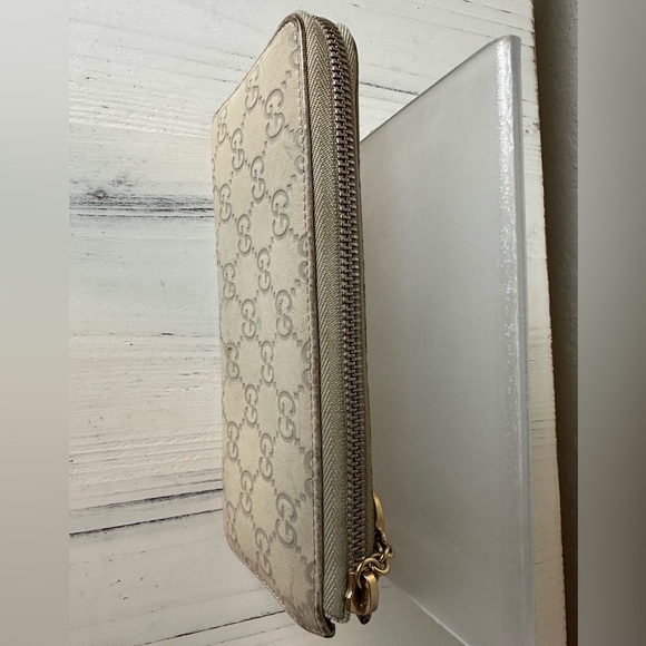 SOLD Gucci Long Zippy Wallet - Picture 3 of 8